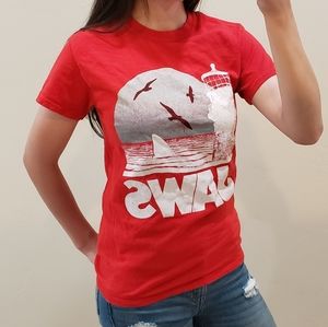 JAWS graphic short sleeve tee, size Small